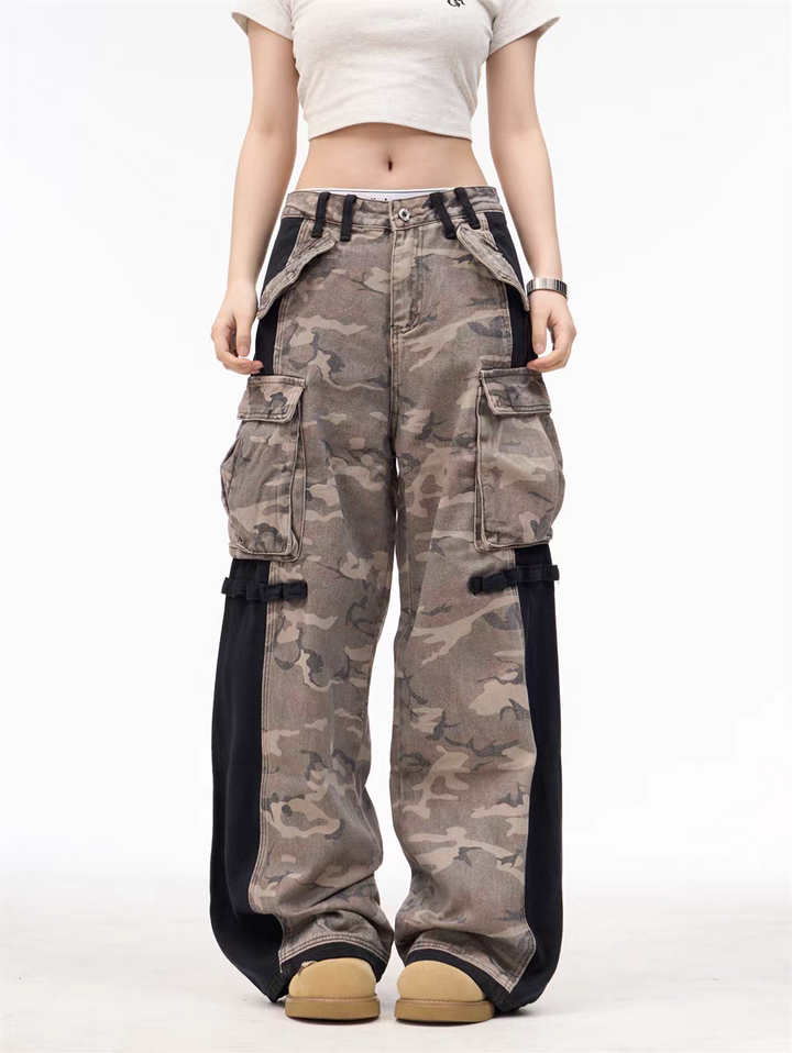 GKIKZ CAMO PANEL UTILITY CARGO PANTS