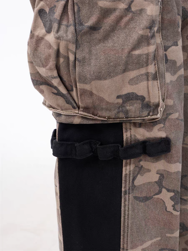 GKIKZ CAMO PANEL UTILITY CARGO PANTS