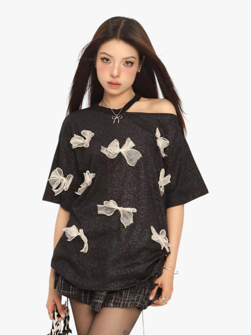 Three-Dimensional Bow Off-Shoulder Tees