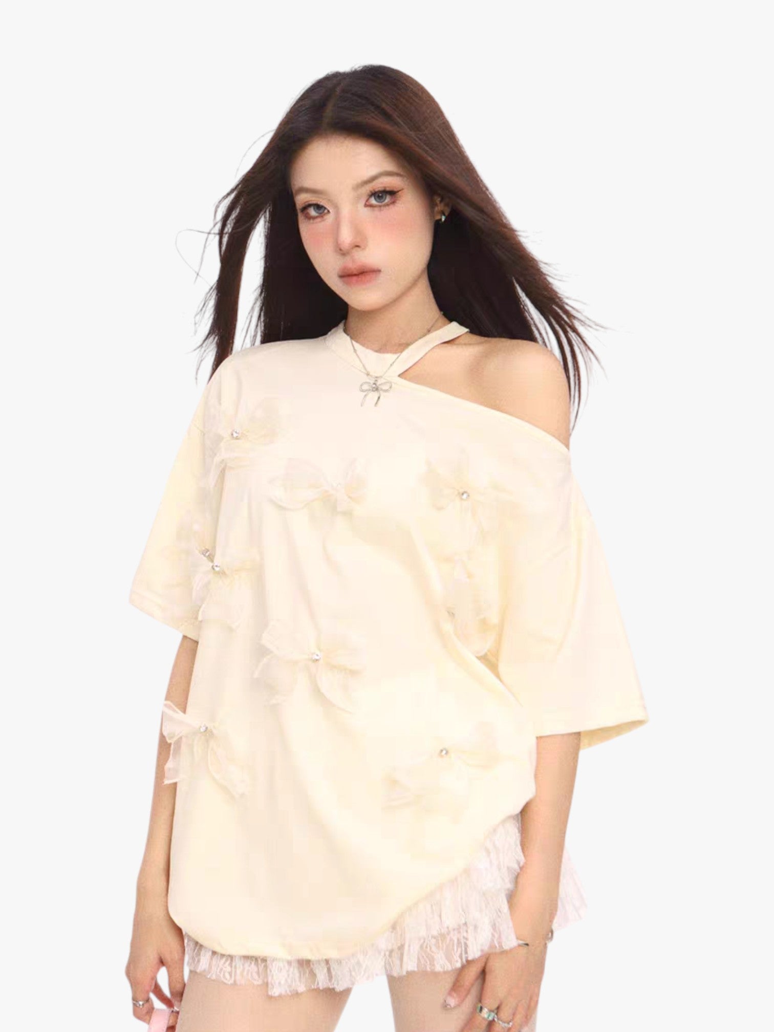 Three-Dimensional Bow Off-Shoulder Tees