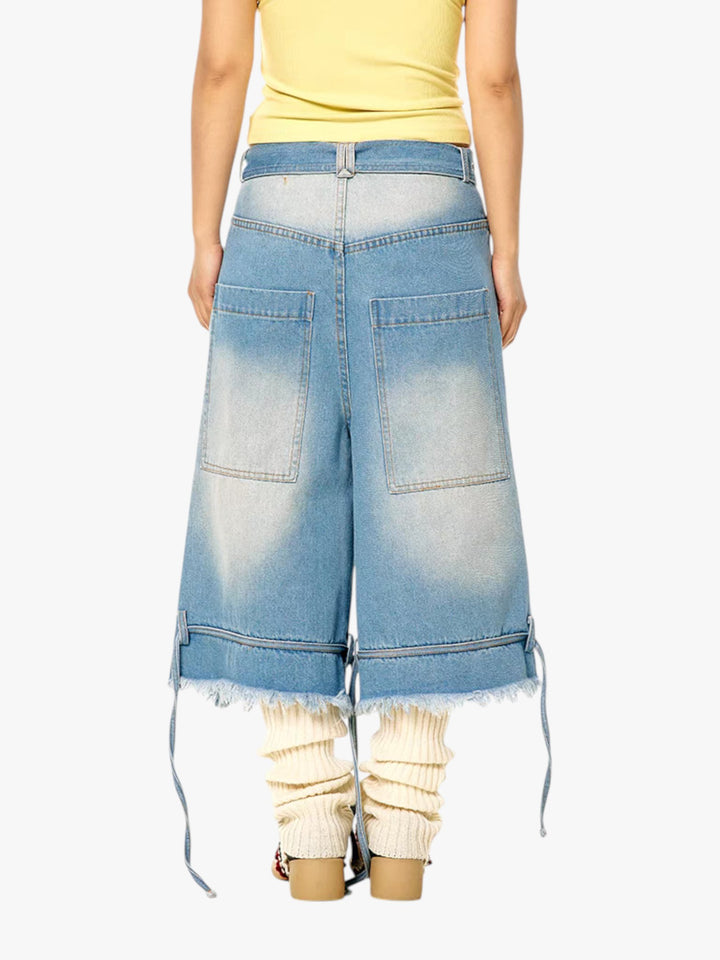 GKIKZ DISTRESSED DENIM BERMUDA JORTS