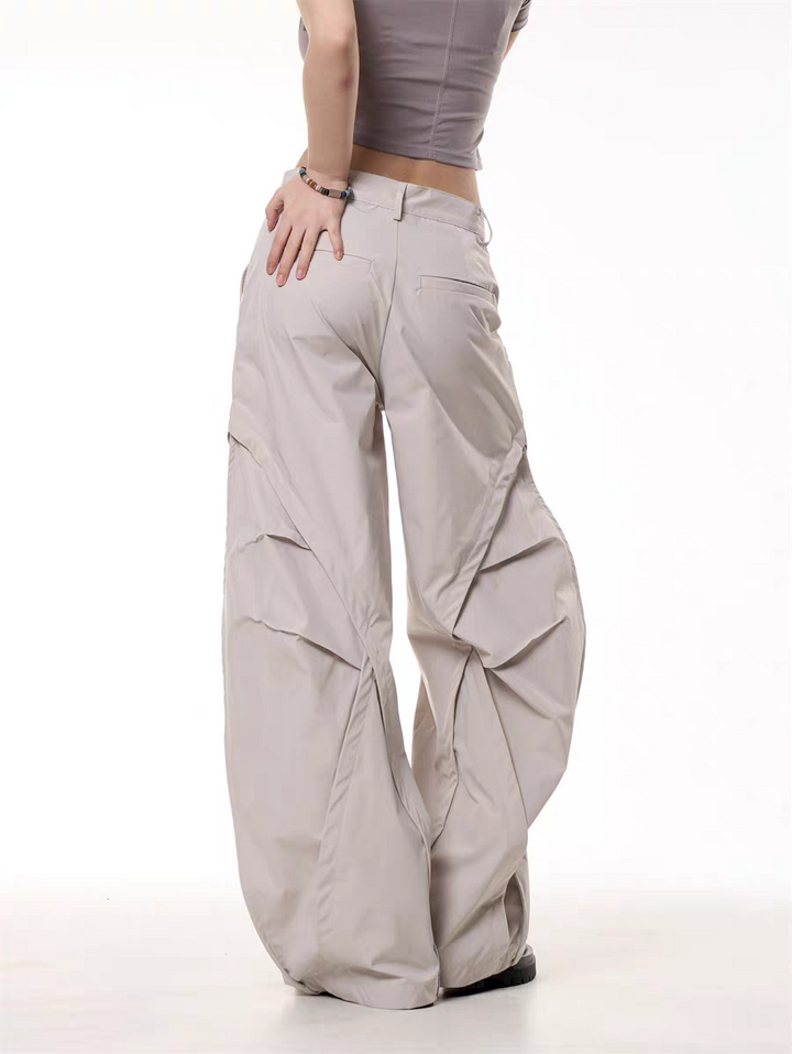 GKIKZ TECHWEAR UTILITY OVERSIZED CARGO PANTS