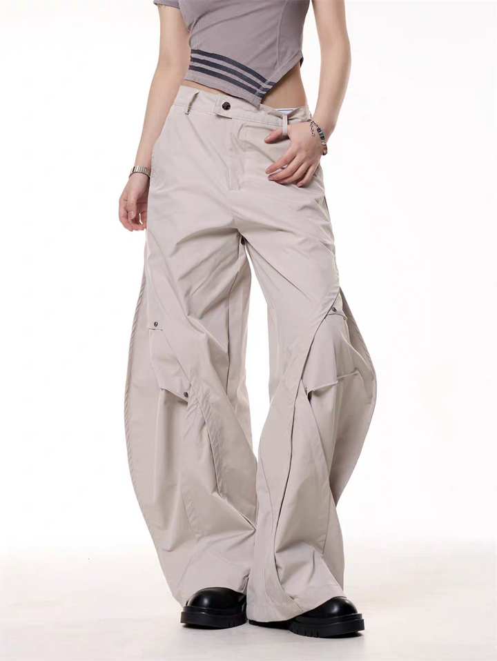 GKIKZ TECHWEAR UTILITY OVERSIZED CARGO PANTS