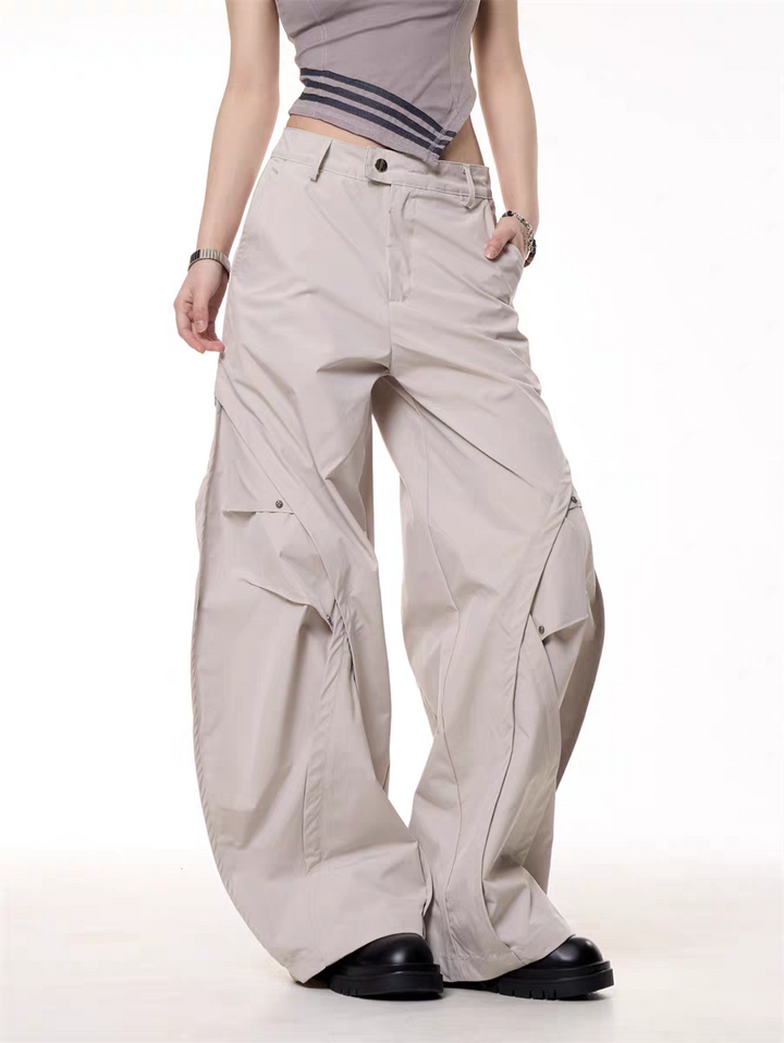 GKIKZ TECHWEAR UTILITY OVERSIZED CARGO PANTS