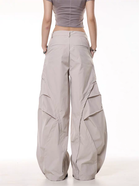 GKIKZ TECHWEAR UTILITY OVERSIZED CARGO PANTS