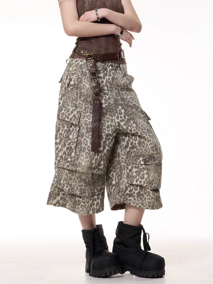 GKIKZ LEOPARD WILDCARD UTILITY JORTS