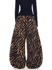 GKIKZ TIGER TRAIL PLUSH WIDE-LEG PANTS