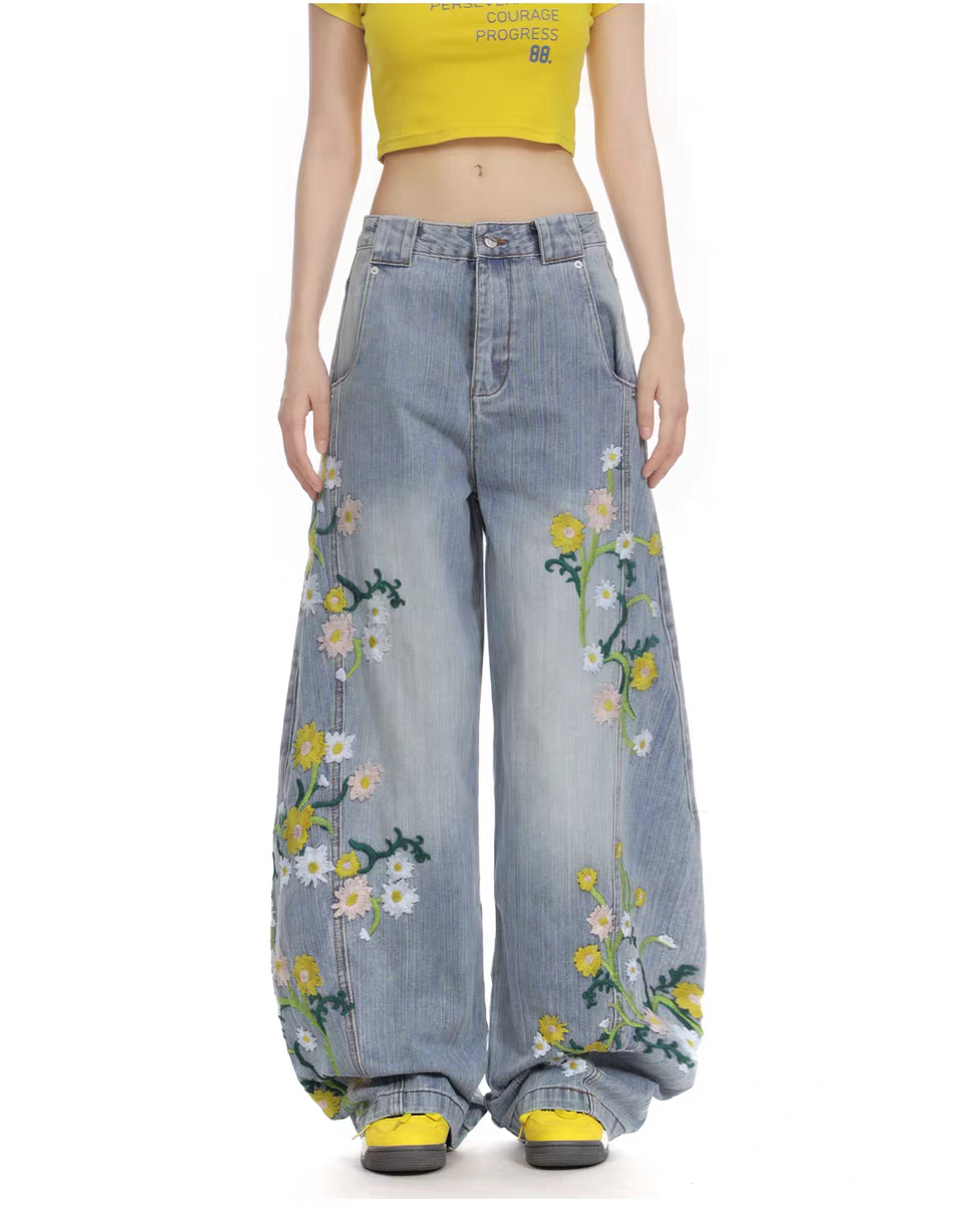 Floral Embroidered Wide-Leg Denim Pants