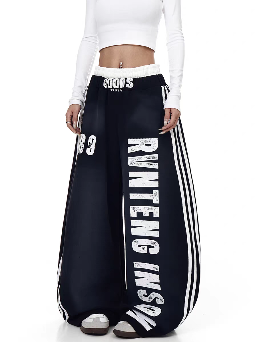 GKIKZ X RVNTENG™ GRAPHIC STRIPE WIDE-LEG TRACK PANTS