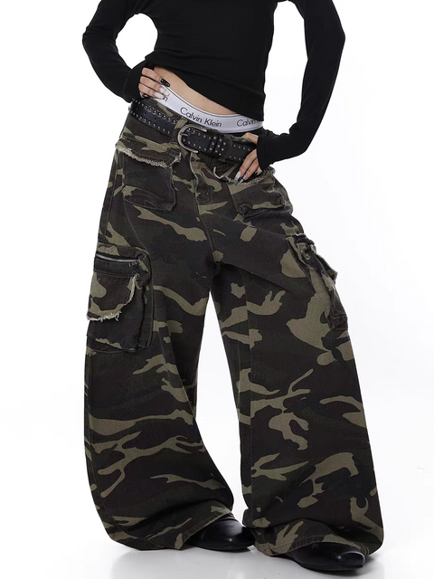 Heavy-Duty Camo Wide-Leg Pants