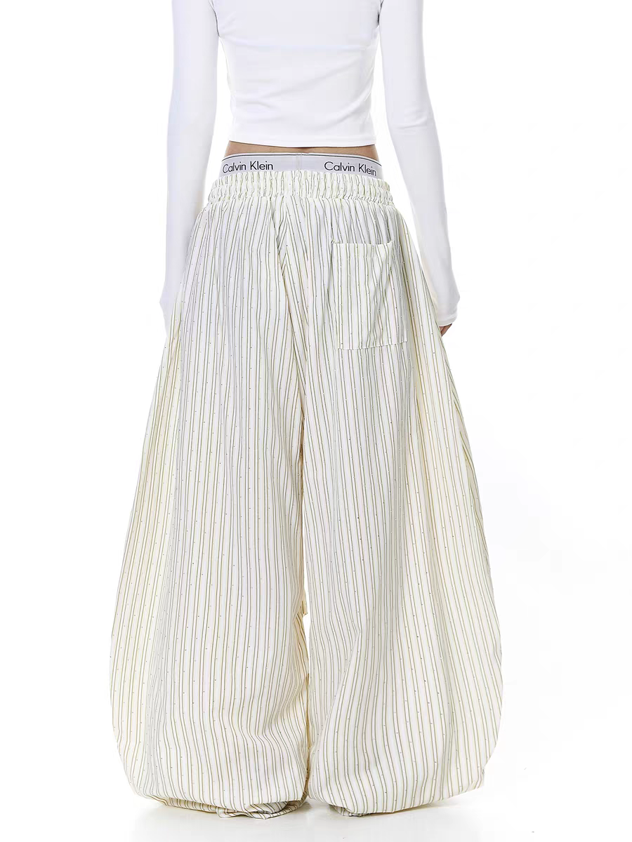 Solid Color Cropped Cotton Pants