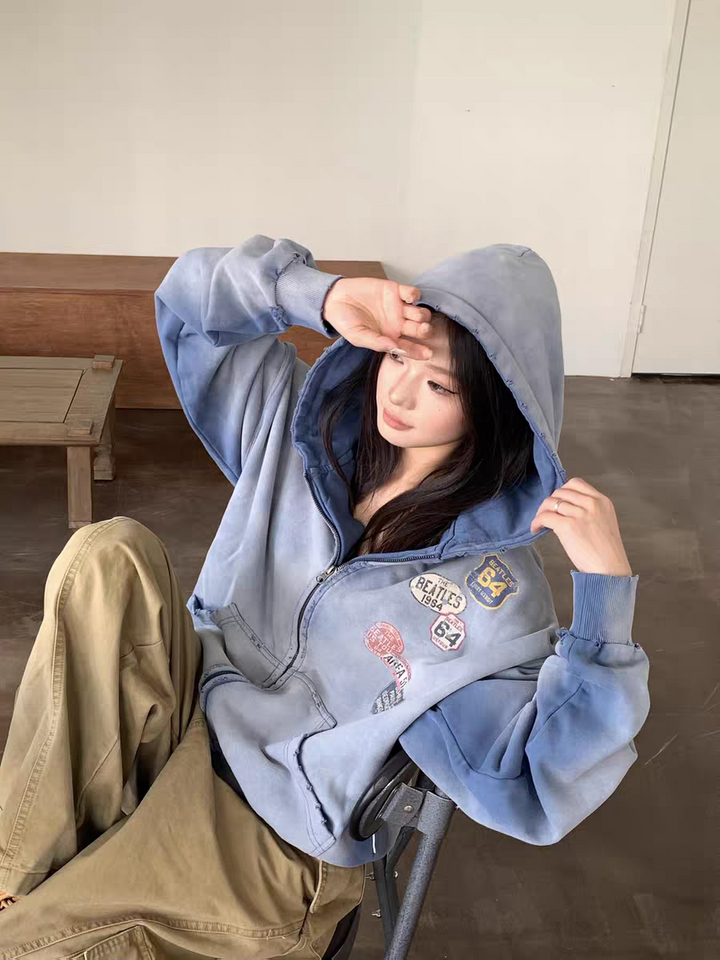 GKIKZ VINTAGE BADGE-PRINT DISTRESSED JACKET