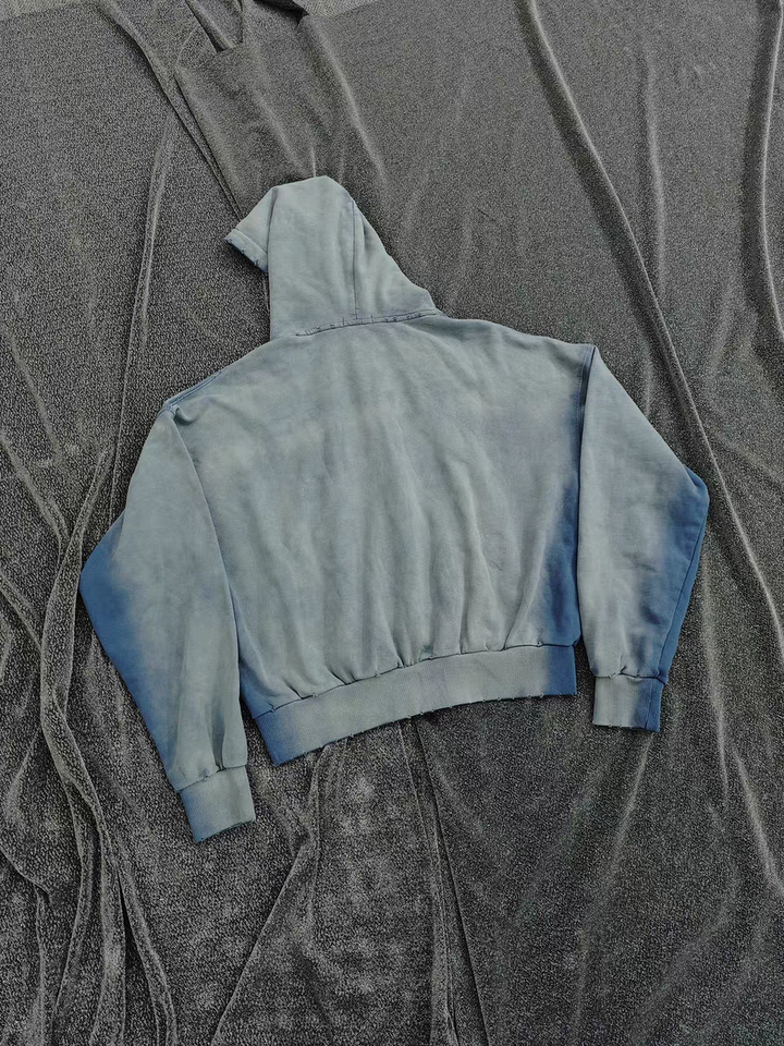 GKIKZ VINTAGE BADGE-PRINT DISTRESSED JACKET