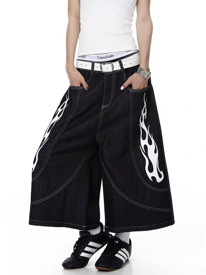 Verti. Flames Jorts