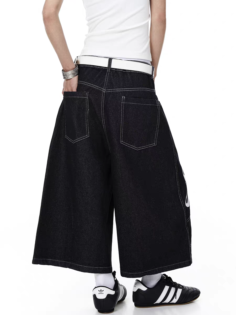 Verti. Flames Jorts