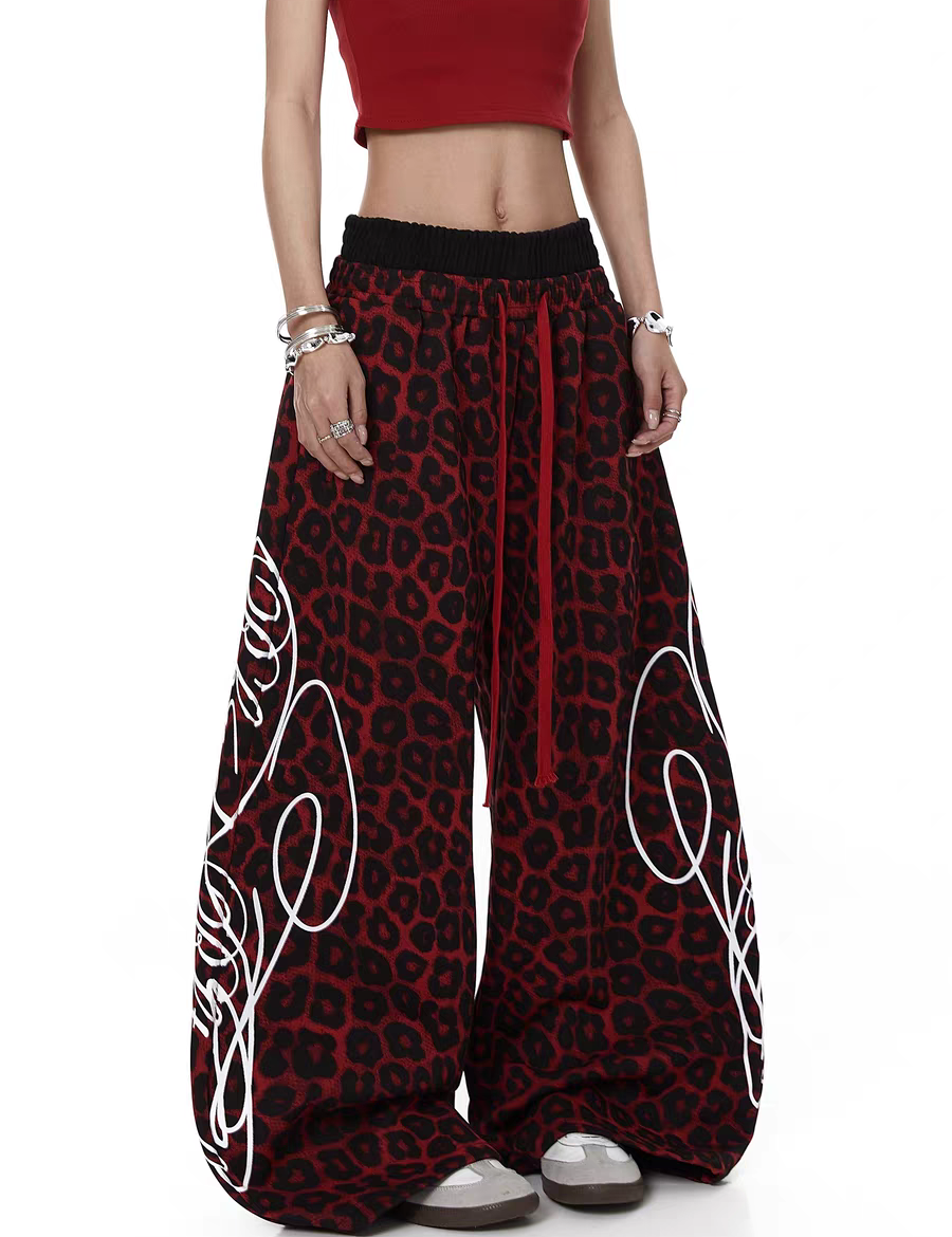 Red leopard dual-waist sweatpants — street-style
