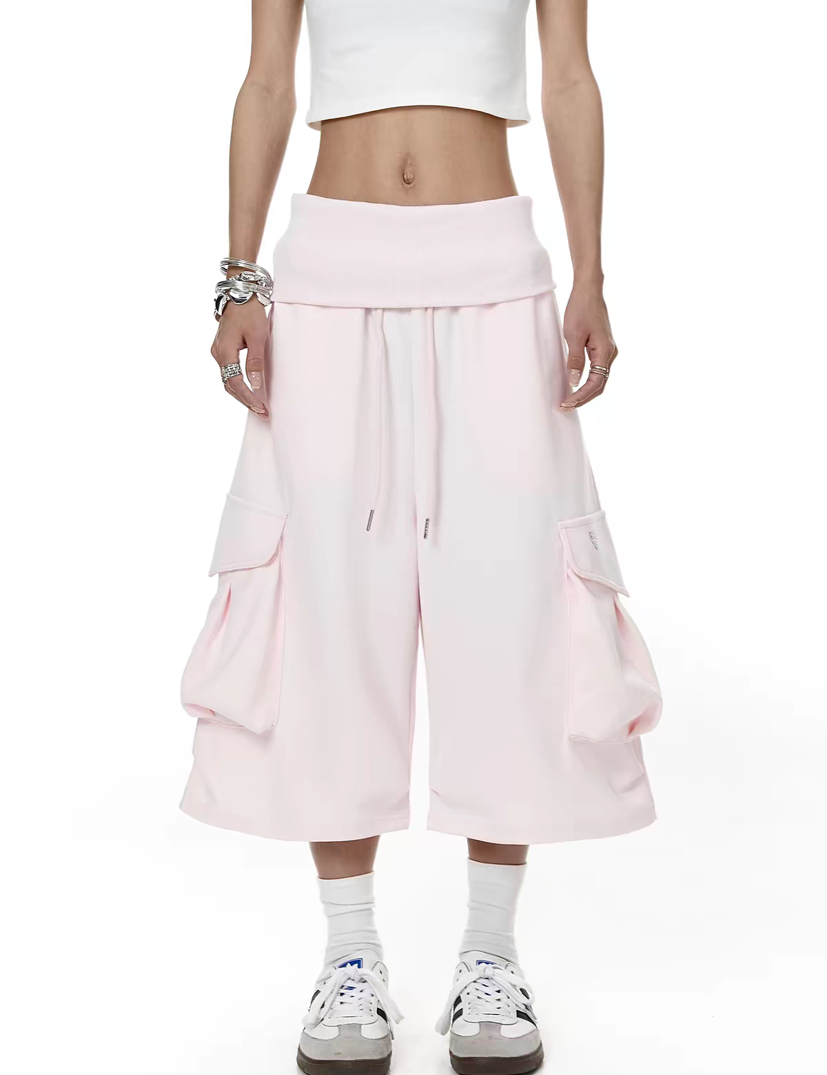 Bubble pink large-pocket cotton shorts — women's streetwear