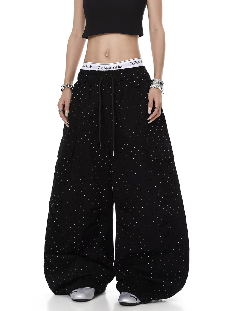Rhinestone Star Pleated Sweatpant