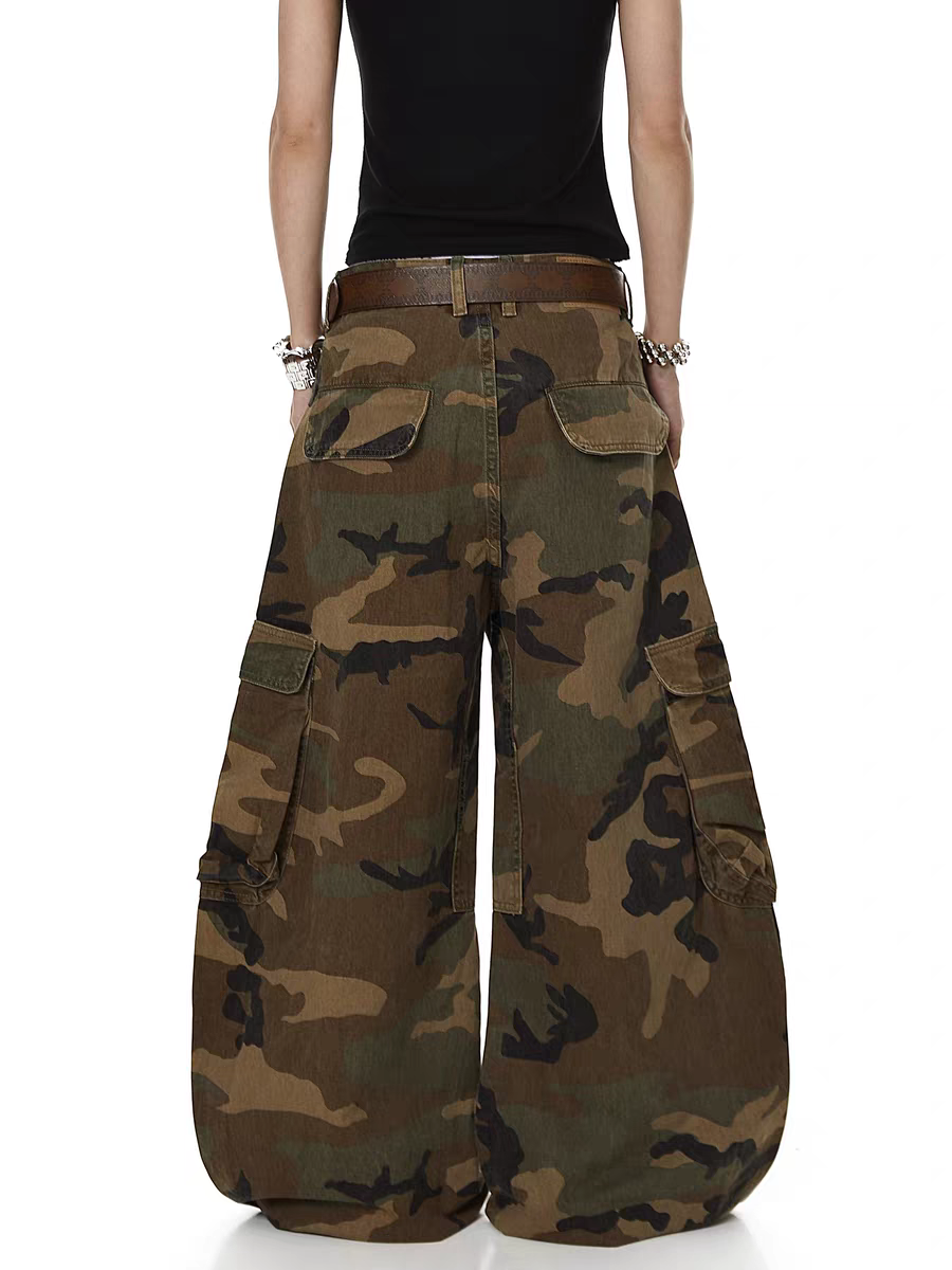 Camo Multi-Pocket Cargo Pant