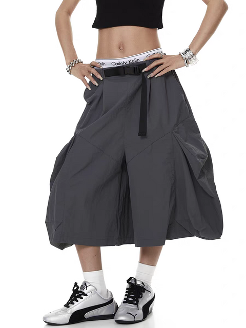 Buckle-Belt Wide-Leg Cropped Pant